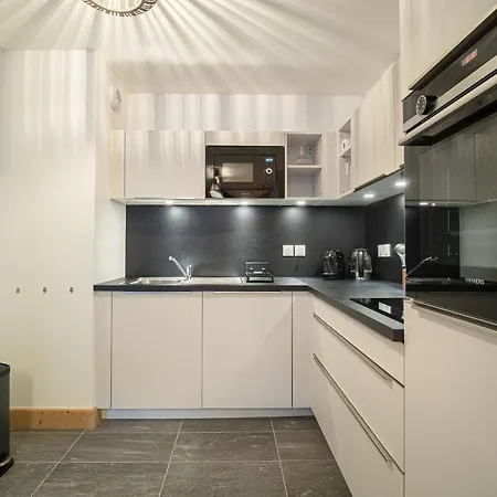 Appartement Superbe Pied De Pistes Pour 7 Pers Avec Balcon, Wifi Et Parking - Fr-1-356-495 Valmorel